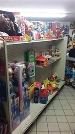 TRANSFORMERS LIFE SIZE CINDERELLA DOLLS FISHER PRICE ITEMS SKYLANDER CASE HOLDER FOR FIGURES