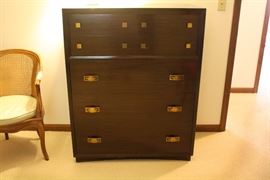 Mid-Century Modern Dresser - excellent condition
