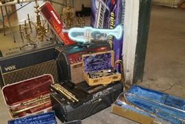 VINTAGE AMPS & MUSICAL INSTURMENTS