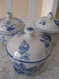 Three blue & white Williamsburg covered boxes