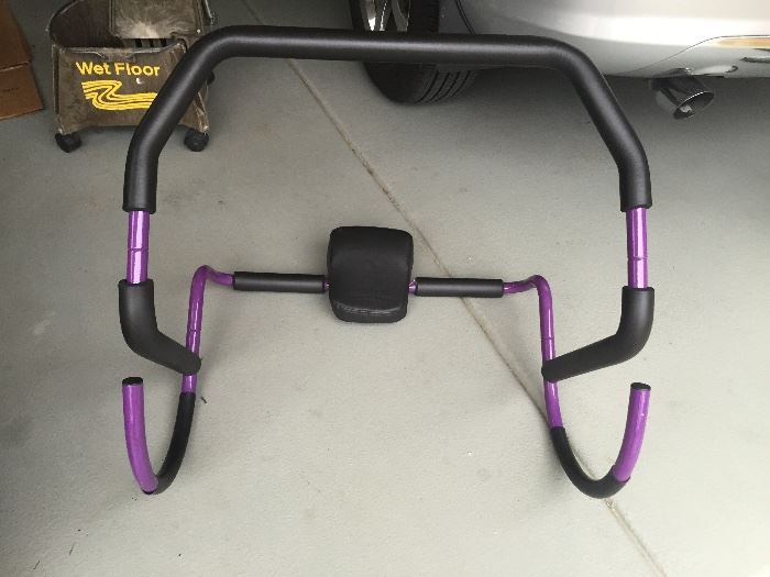 SOLD-----Exercise set up equipment **BUY IT NOW PAYPAL**$10.00        LOT#354  
