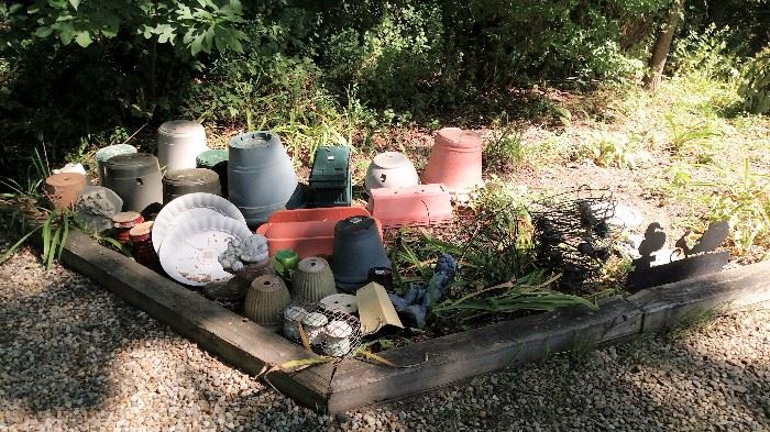 Assorted potting supplies