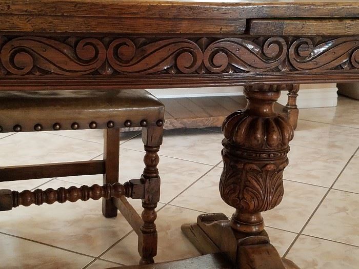 Refectory Tabled etailed carving legs