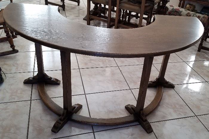 English Oak Hunt Table
End Drop Leaves
Spotless and Clean!
Rare to find in the U.S.
