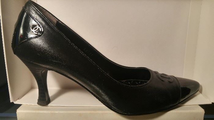 CHANEL-chanel-shoe-sz-6-black-lambskin-leather-pointed-pump-shoes-1019161300