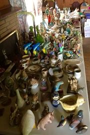 Figurines & Collectables