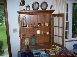 ONE OF THE MAPLE HUTCHES & SMALLS