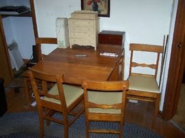 BLONDE DROP-LEAF TABLE & 4 CHAIRS, OLD TOY DRESSER & BOXES