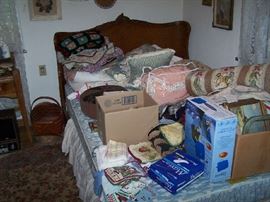 FRENCH-STYLE BED, BEDDING, LINENS & BOXES OF FRAMES