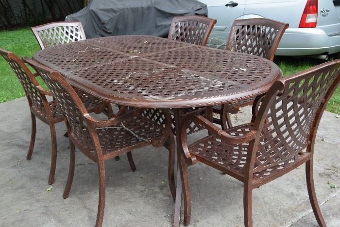 Metal outdoor table and chairs