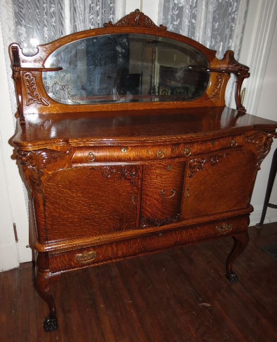 Absolutely Breathtaking Antique Tiger Oak Sideboard with Birds Eye Maple Interior Drawers. (several pics to follow)