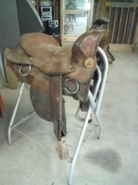 SADDLE
