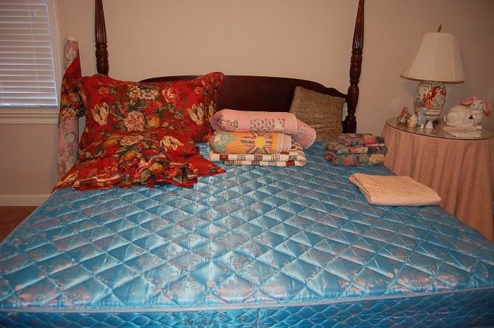 King Size 4 Poster bed with Mattresses 