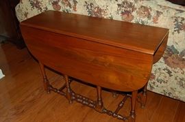 Gate Leg Drop Leaf Table