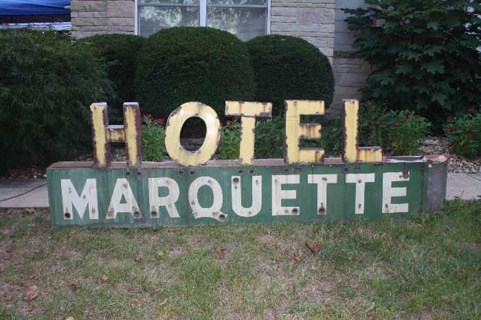 AMAZING...Authentic neon sign (not working) from the Hotel Marquette in Cape Girardeau MO