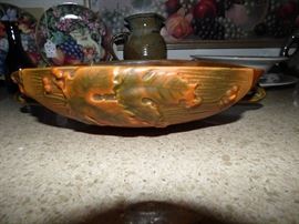 Roseville console bowl