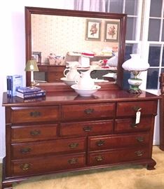 Solid Cherry Bedroom Set - 5 pieces - very good condition!
