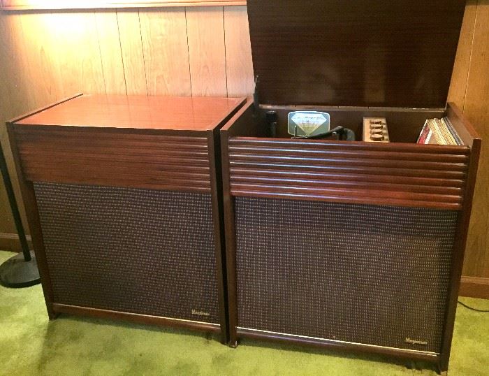 Pair Stereo/Turntable Cabinets w/ Speakers. Magnovox Stereophonic. Very good condition.