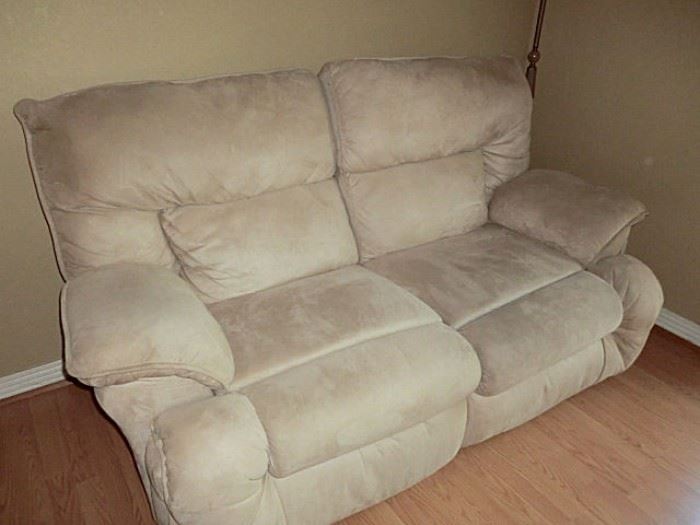 Great neutral settee (has matching couch)