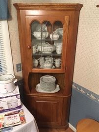 corner hutch with leaded glass