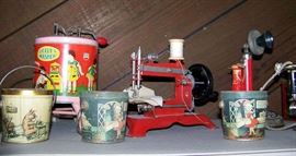 Vintage Toy Sewing Machine and Vintage Toy Washing Machine