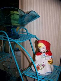 Hull Red Riding Hood Pitcher