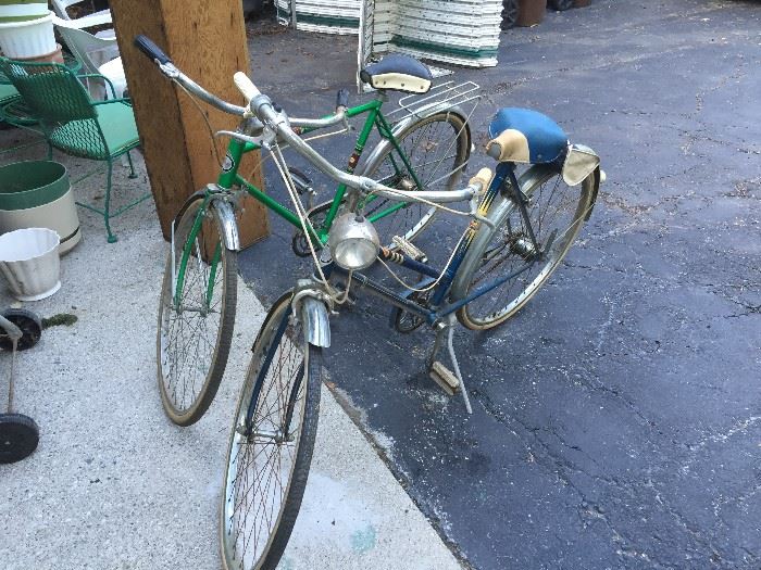 One is a Schwinn. The other is a Fleetwood. Both early 1960's. 