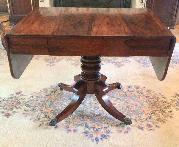 Early 20th C. Classic Style Handsome Rosewood DropLeaf Table