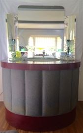 FABULOUS BAR WITH DECO-STYLE MIRROR FROM PERRY COMO’S 1950’S LONG ISLAND HOME
