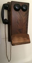 Working Vintage Wall Phone