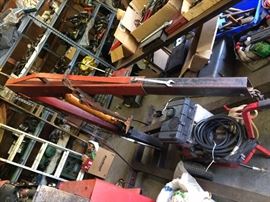 8 ton capacity cherry picker