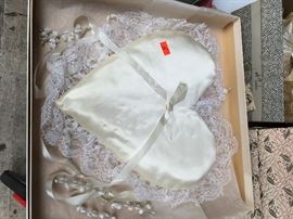 VINTAGE RING PILLOW