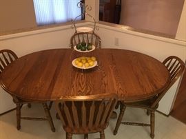 OAK kitchen table with chairs 