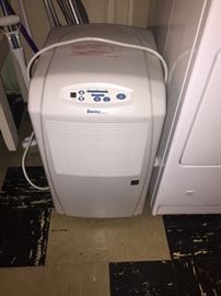 Dehumidifier 
