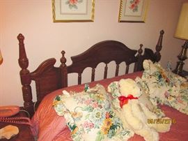 HEADBOARD ON THE BEDROOM SET