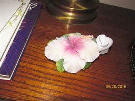 NIGHT LIGHT WITH FLOWER