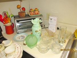 GREEN GLASS, TOASTER, FLUTED GLASS, FENTON