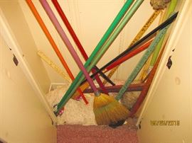BROOMS, MOPS, YARD STICKS