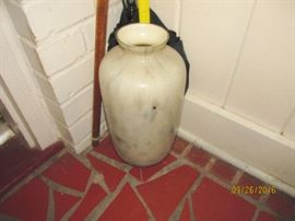 VINTAGE GLASS URN VASE