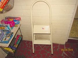 STEP LADDER FOR KITCHEN, HOME