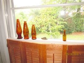 BROWN BOTTLES