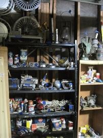 VINTAGE CAR ACCESSORIES AND PARTS 