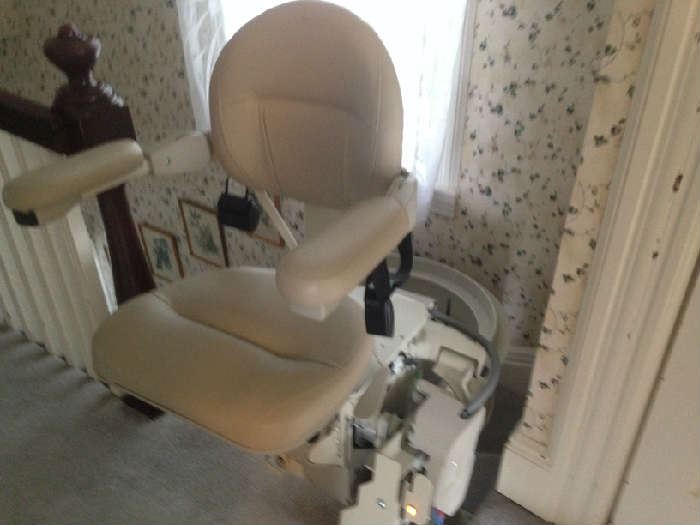 High End Stair Climber With Two Chairs & Battery Back Up System. Call 201-264-4689