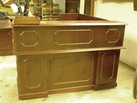 Receptionist desk, L shape with security panel