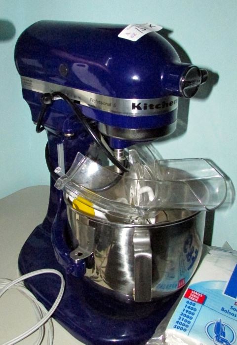 XL Kitchenaid mixer with accessories, cobalt blue