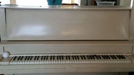 a padded piano.  yep, just needs some bedazzling