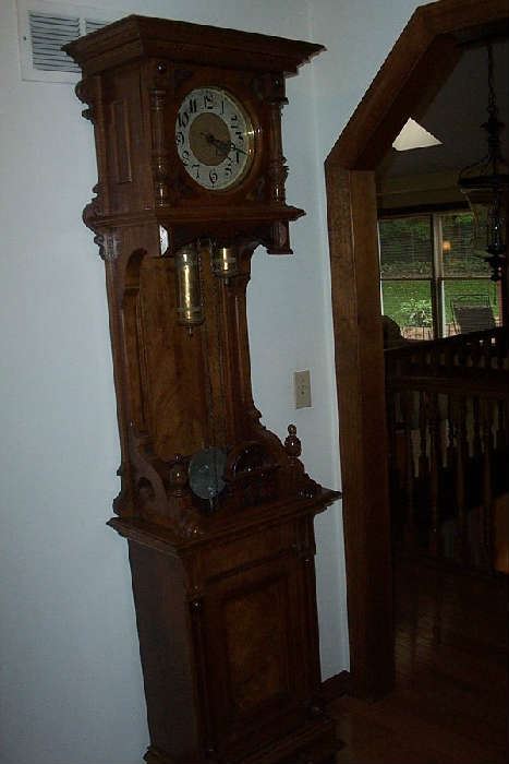 wonderful 7' clock- weights and chimes