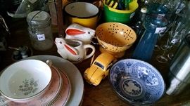 misc items including 1940's rabbit creamer & sugar