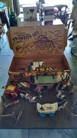 1950's Keystone Frontier Shooting Set in box
