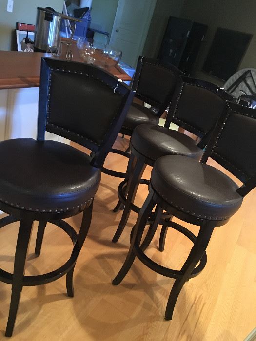 Set of 4 Pier One Billings bar stools
